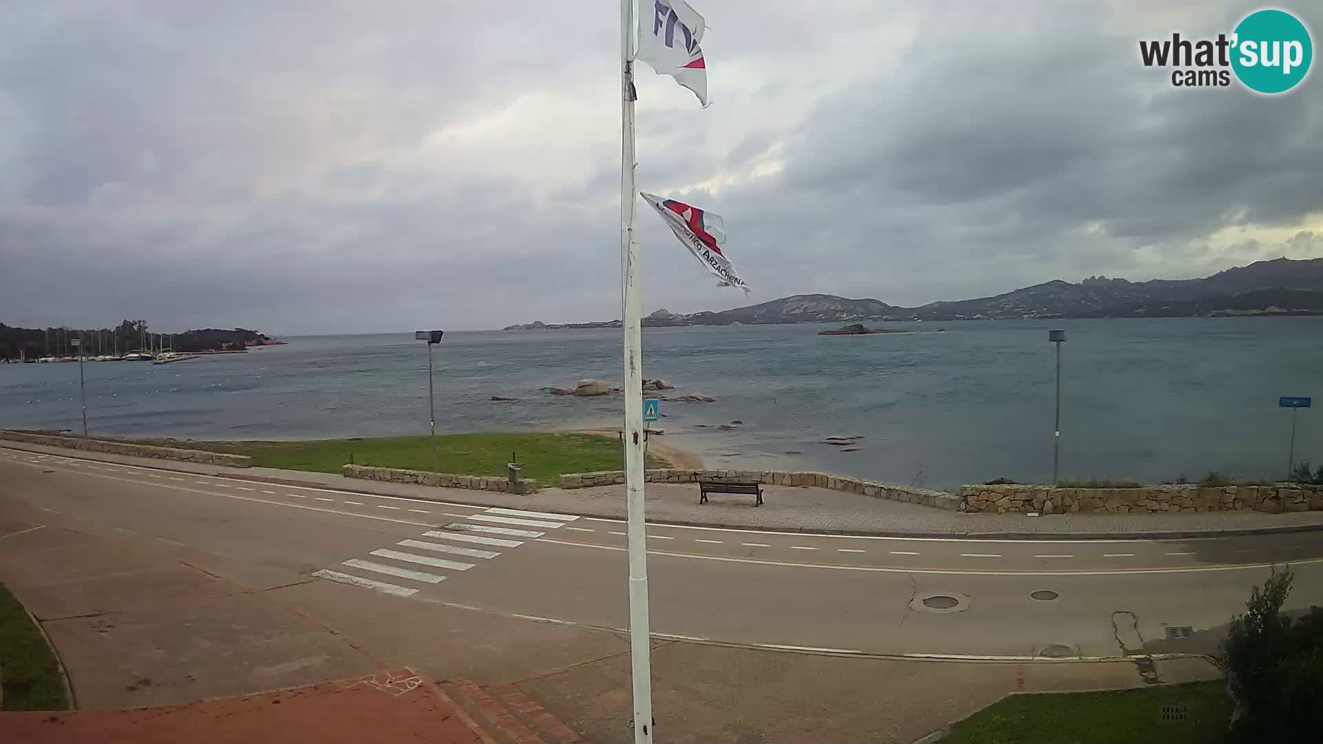 Live webcam Cannigione – Arzachena – Sardinia – Italy livecam