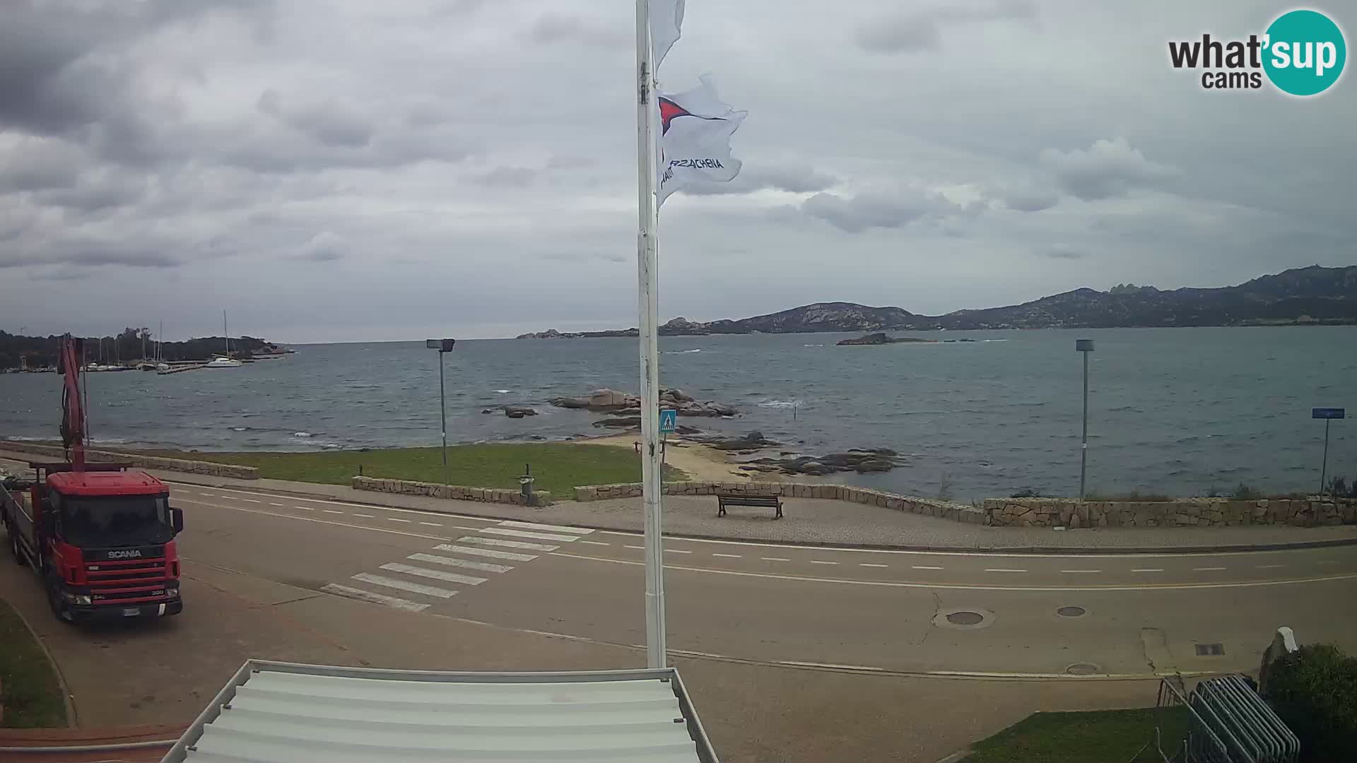 Spletna kamera v živo Cannigione – Arzachena – Sardinija – Italija