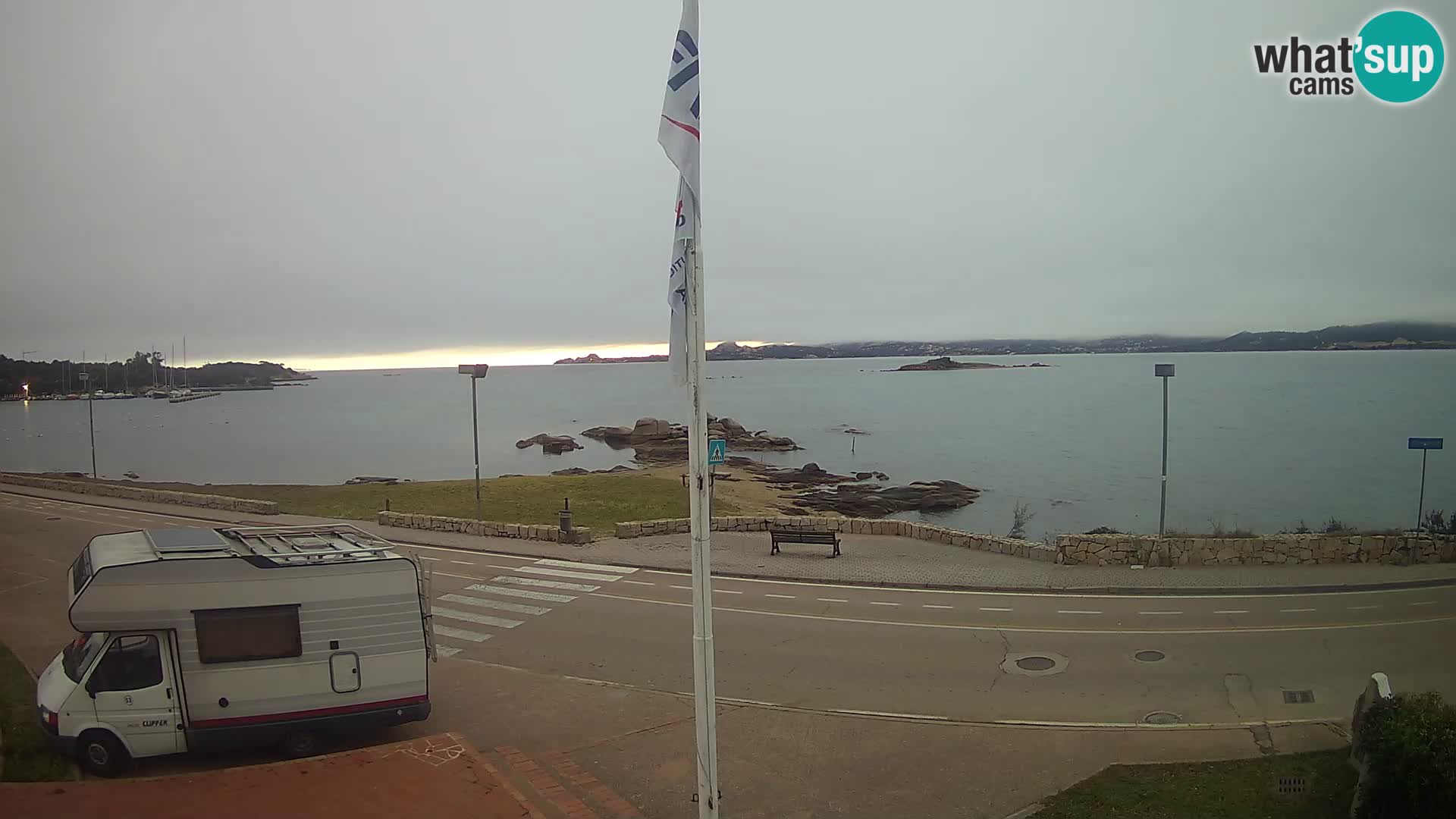 Spletna kamera v živo Cannigione – Arzachena – Sardinija – Italija