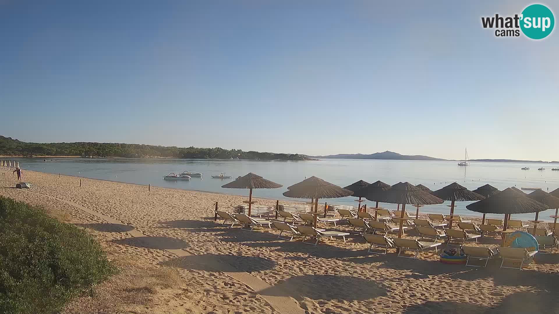 Spletna kamera na plaži Mannena – Arzachena – Sardinija