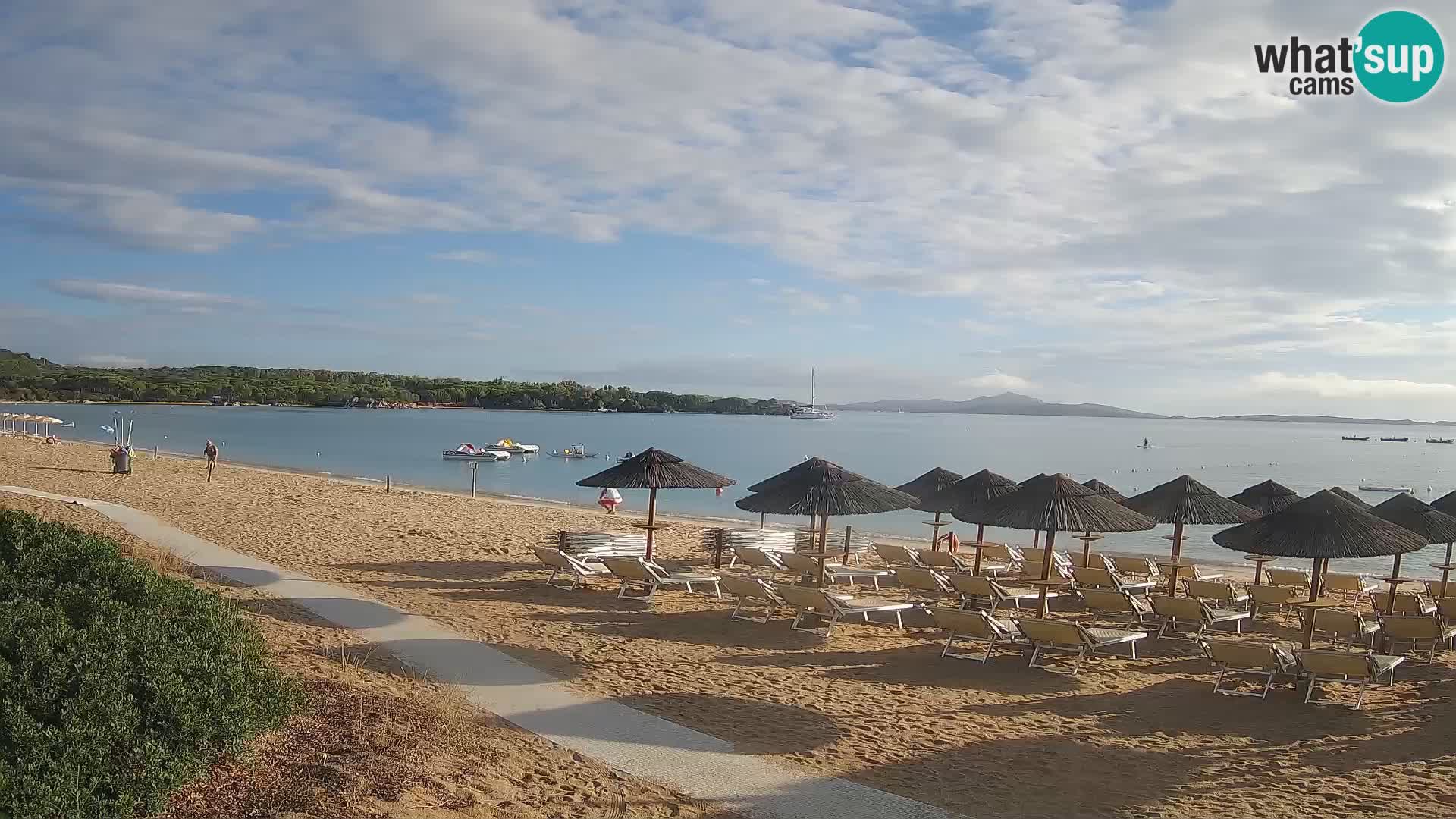 Spletna kamera na plaži Mannena – Arzachena – Sardinija