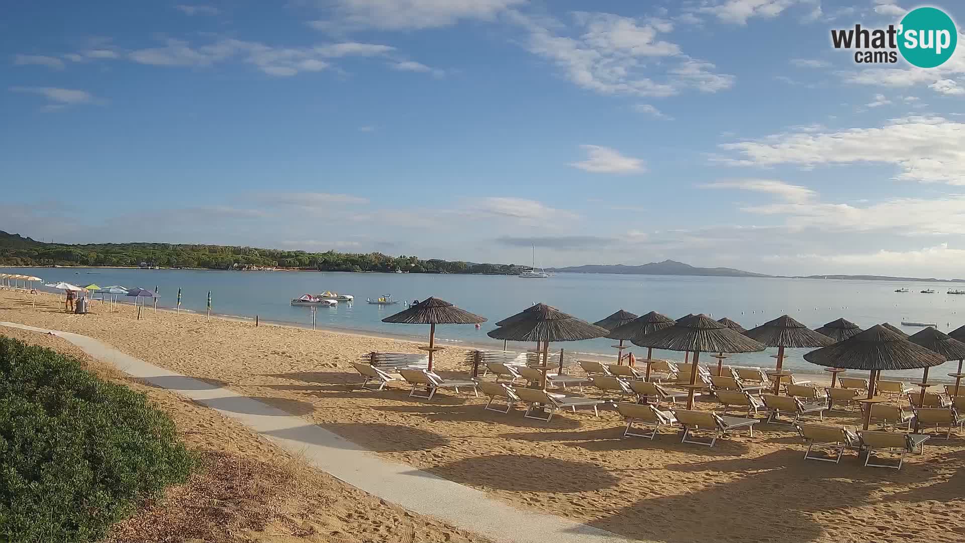 Web kamera na plaži Mannena – Arzachena – Sardinija