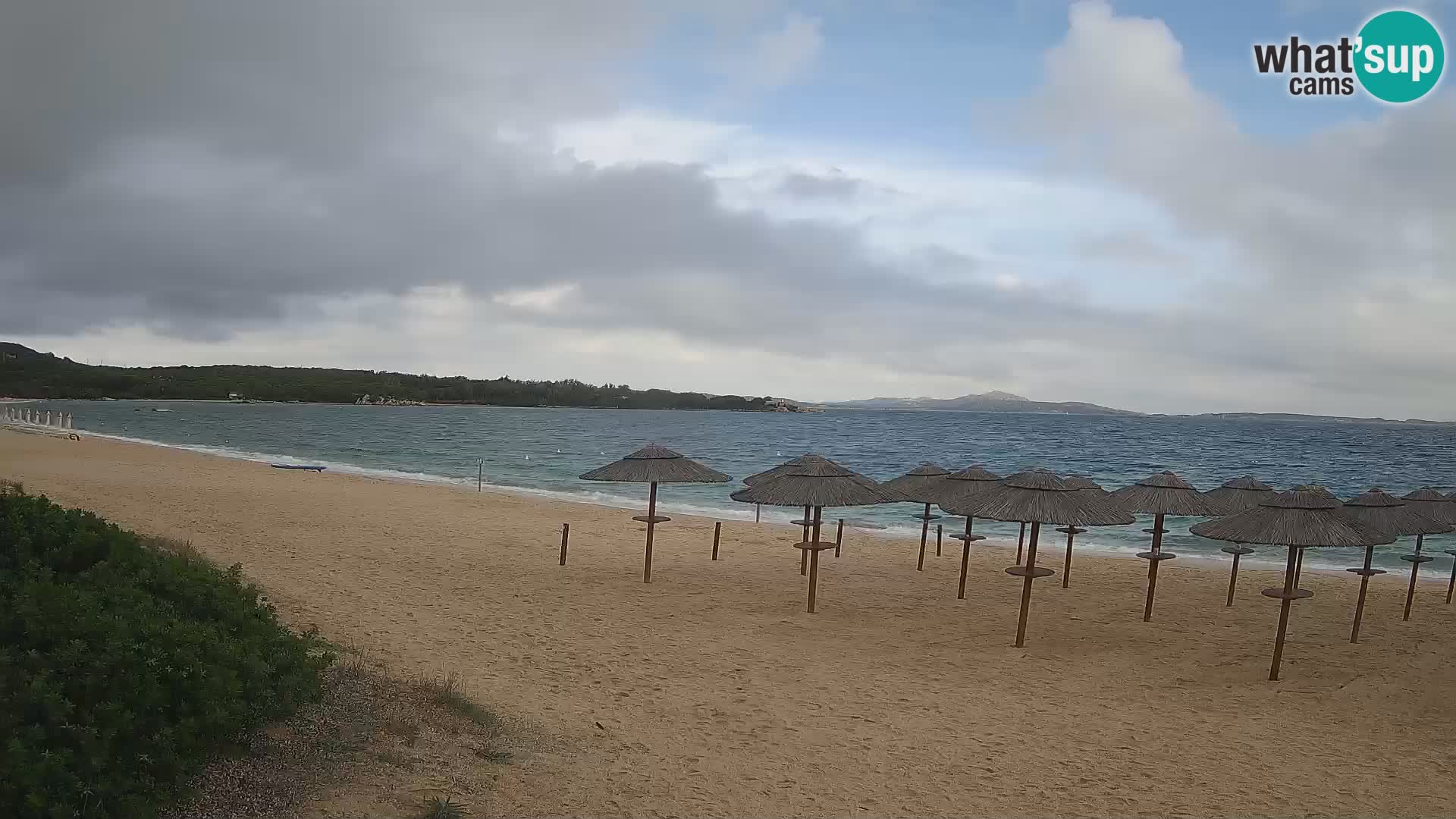 Web kamera na plaži Mannena – Arzachena – Sardinija