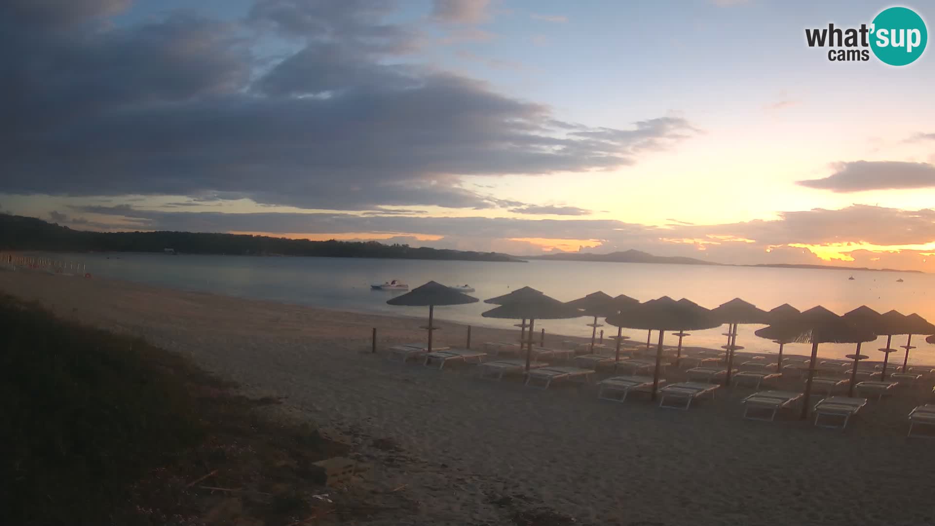 Web kamera na plaži Mannena – Arzachena – Sardinija