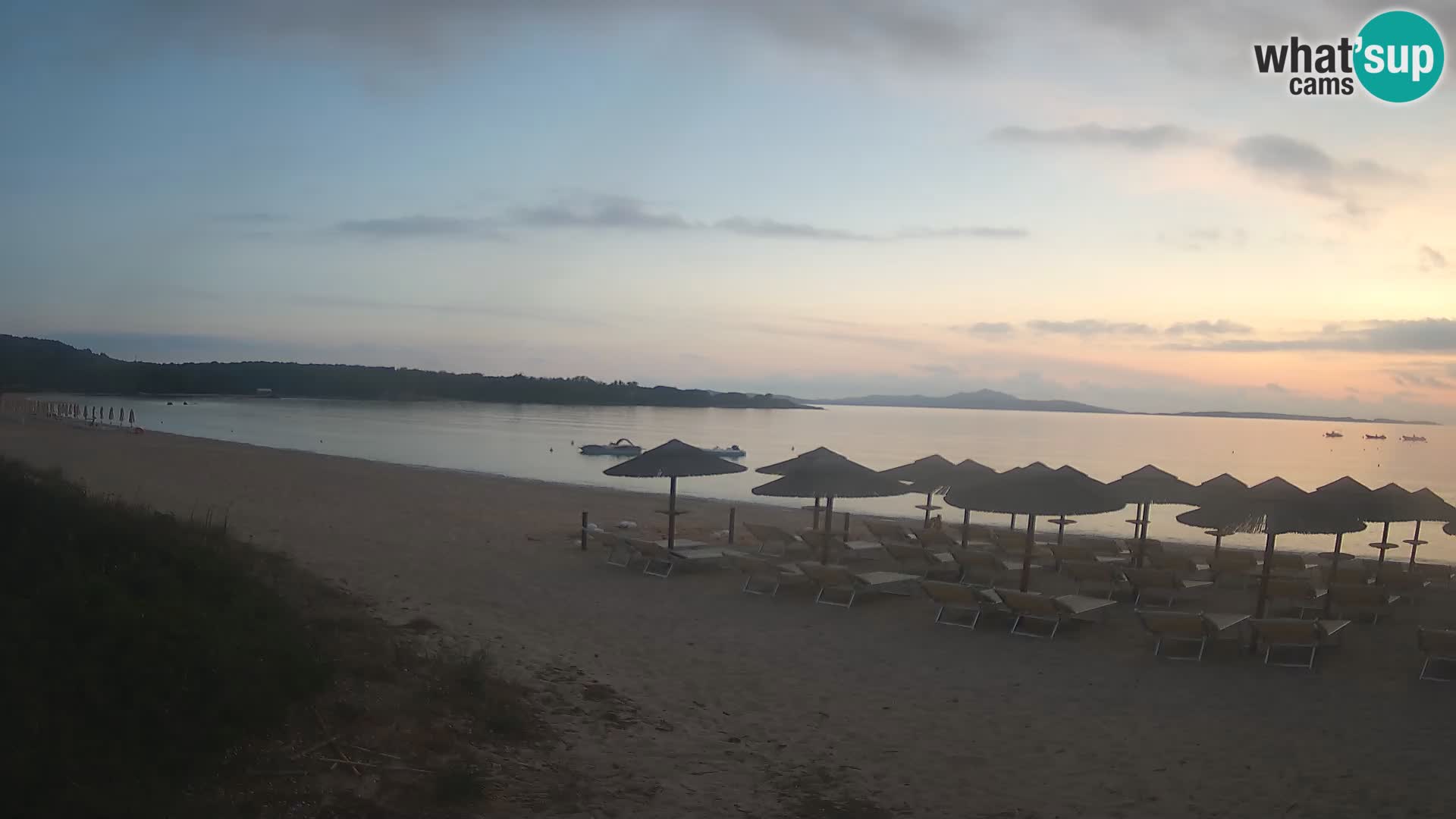 Web kamera na plaži Mannena – Arzachena – Sardinija