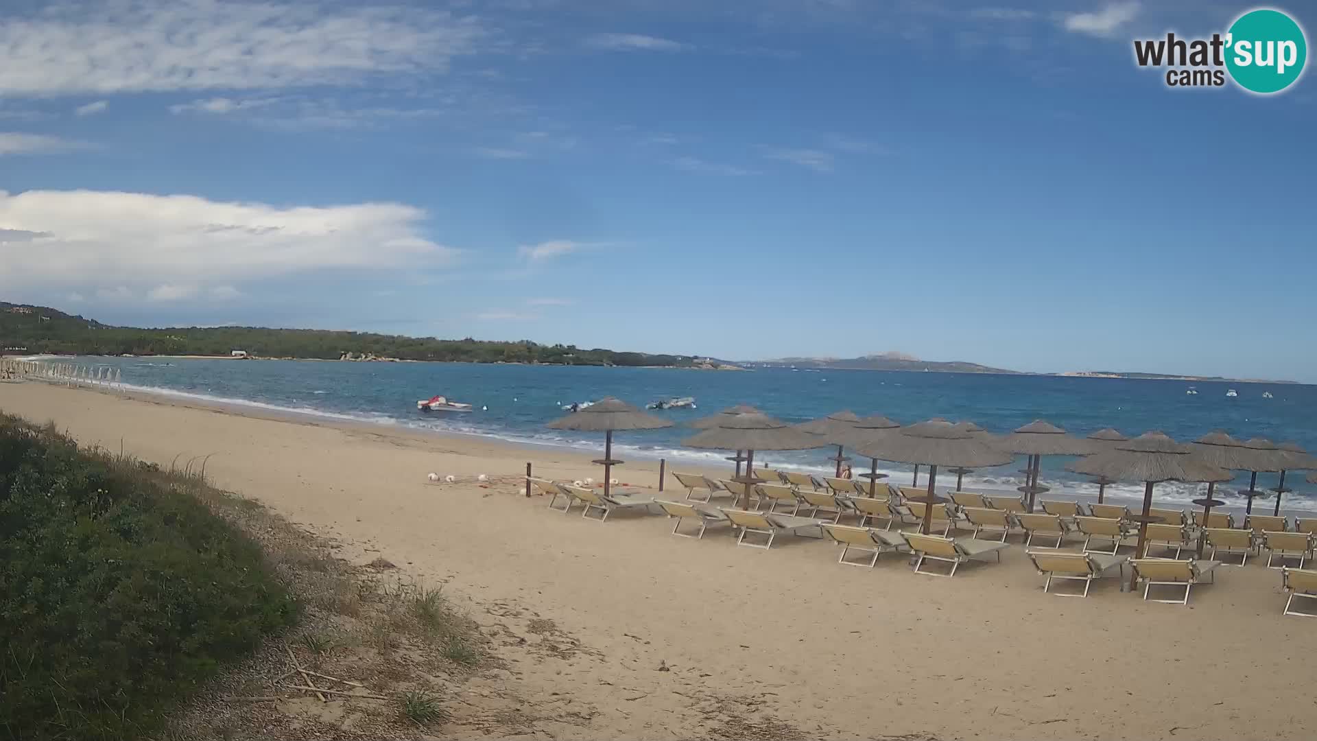 Web kamera na plaži Mannena – Arzachena – Sardinija