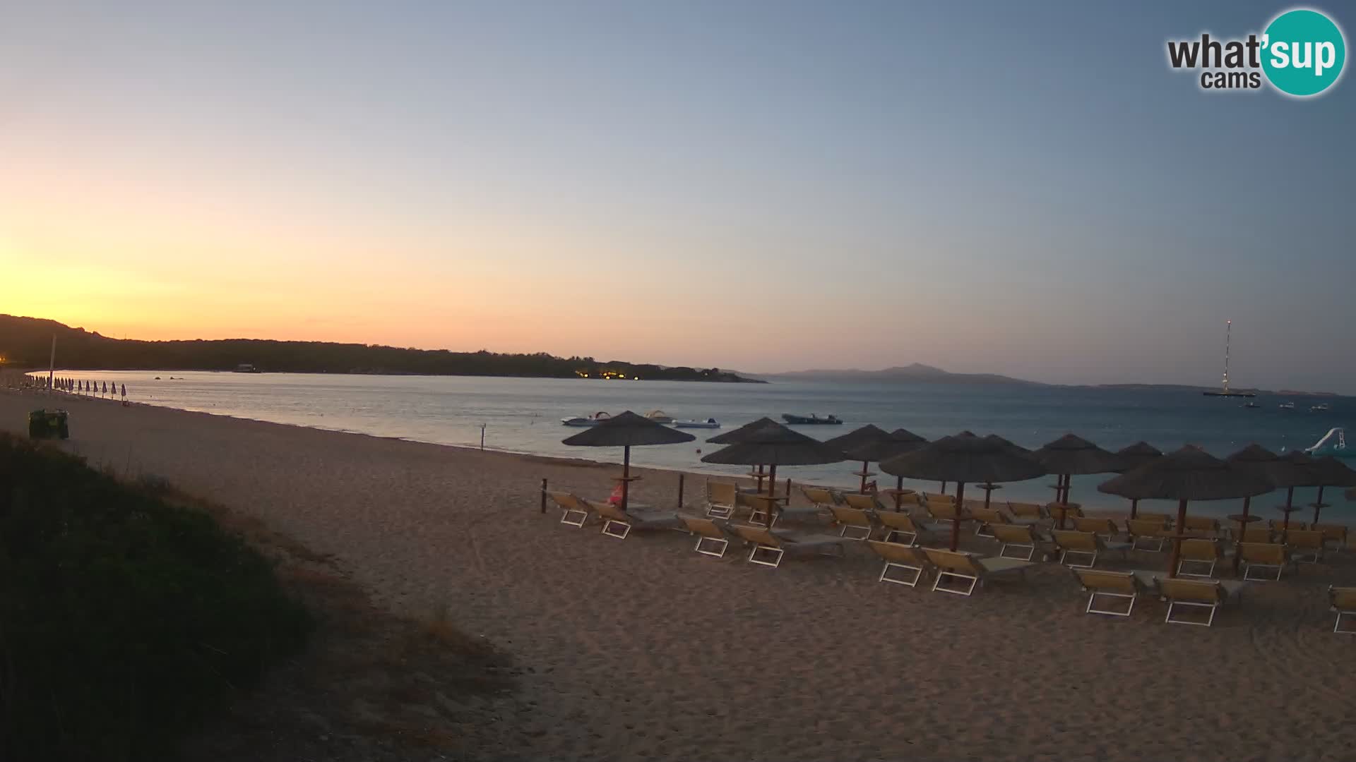 Spletna kamera na plaži Mannena – Arzachena – Sardinija