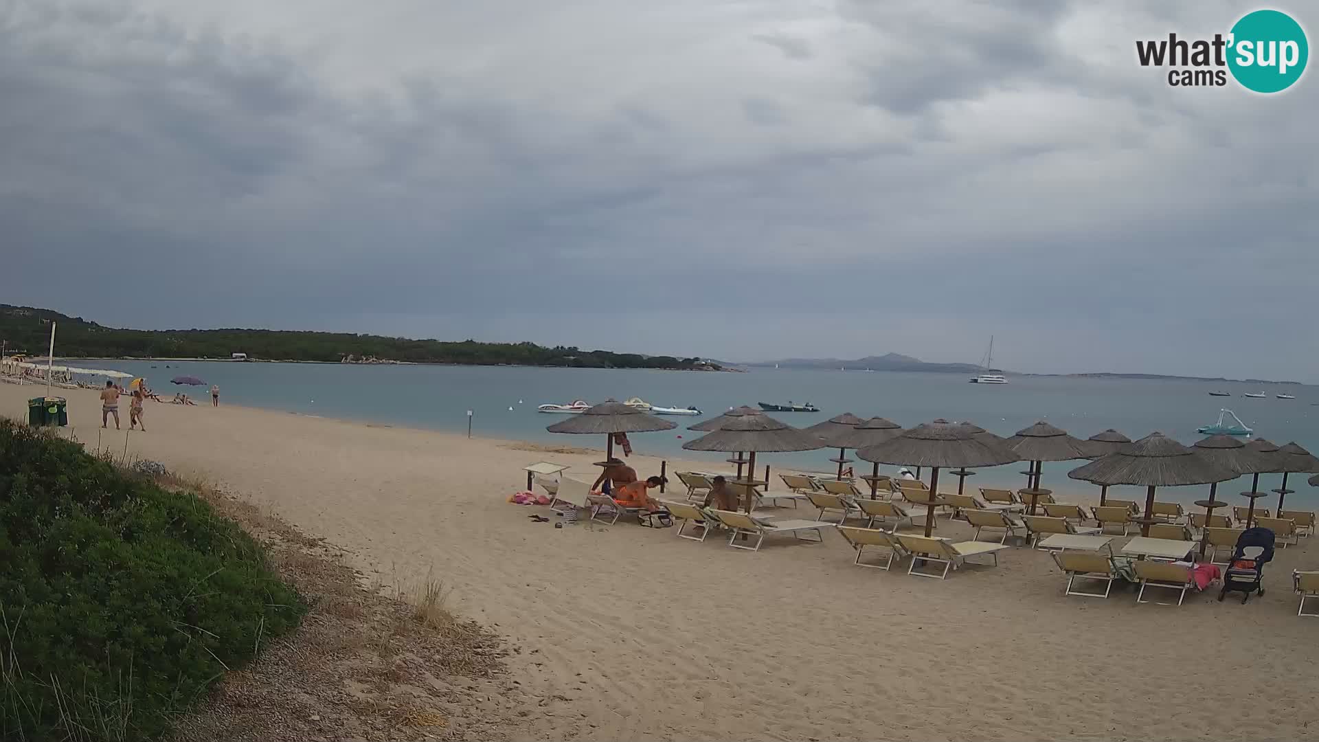Web kamera na plaži Mannena – Arzachena – Sardinija
