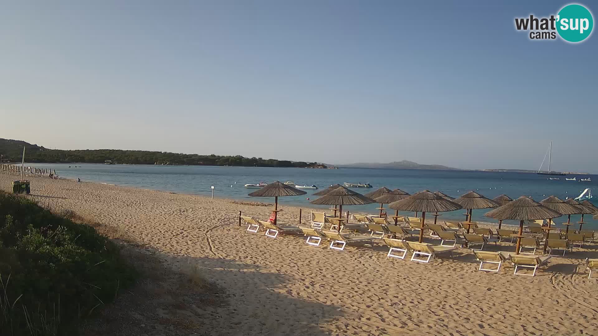Web kamera na plaži Mannena – Arzachena – Sardinija
