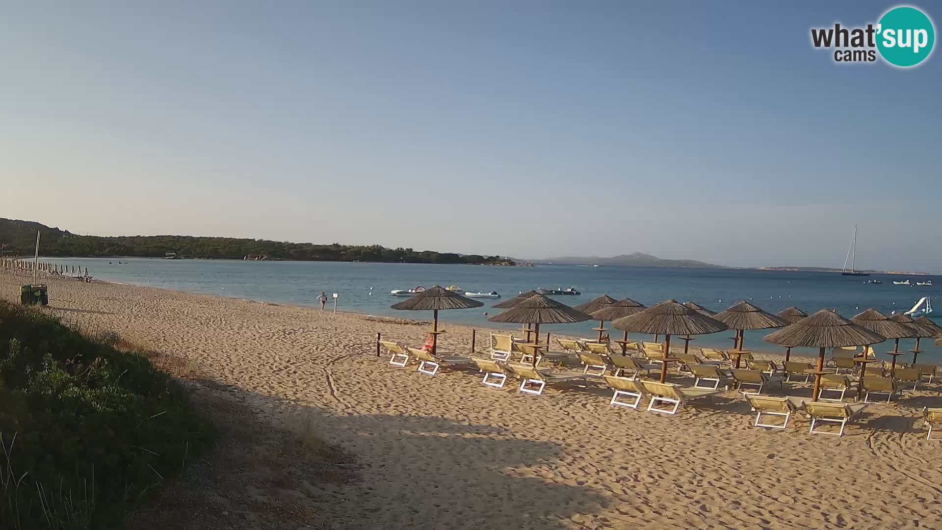 Spletna kamera na plaži Mannena – Arzachena – Sardinija