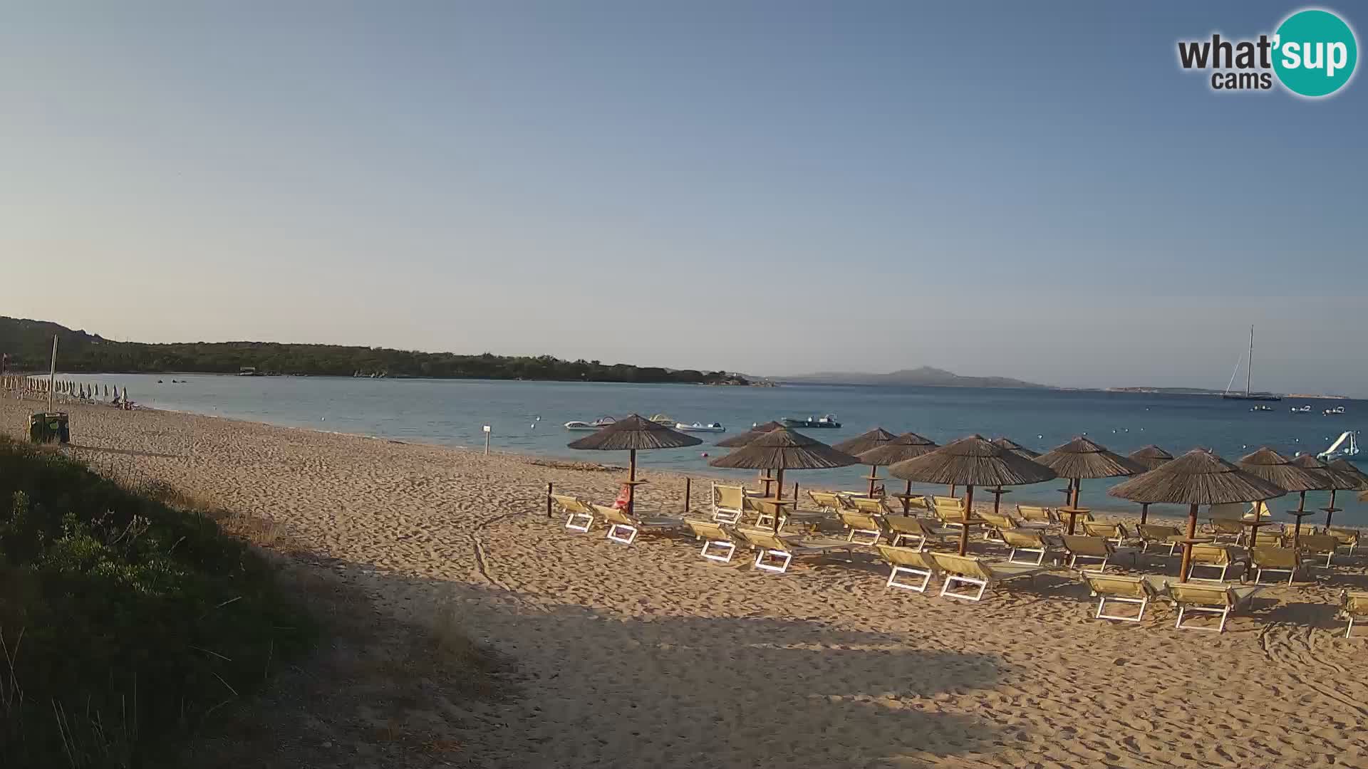 Spletna kamera na plaži Mannena – Arzachena – Sardinija