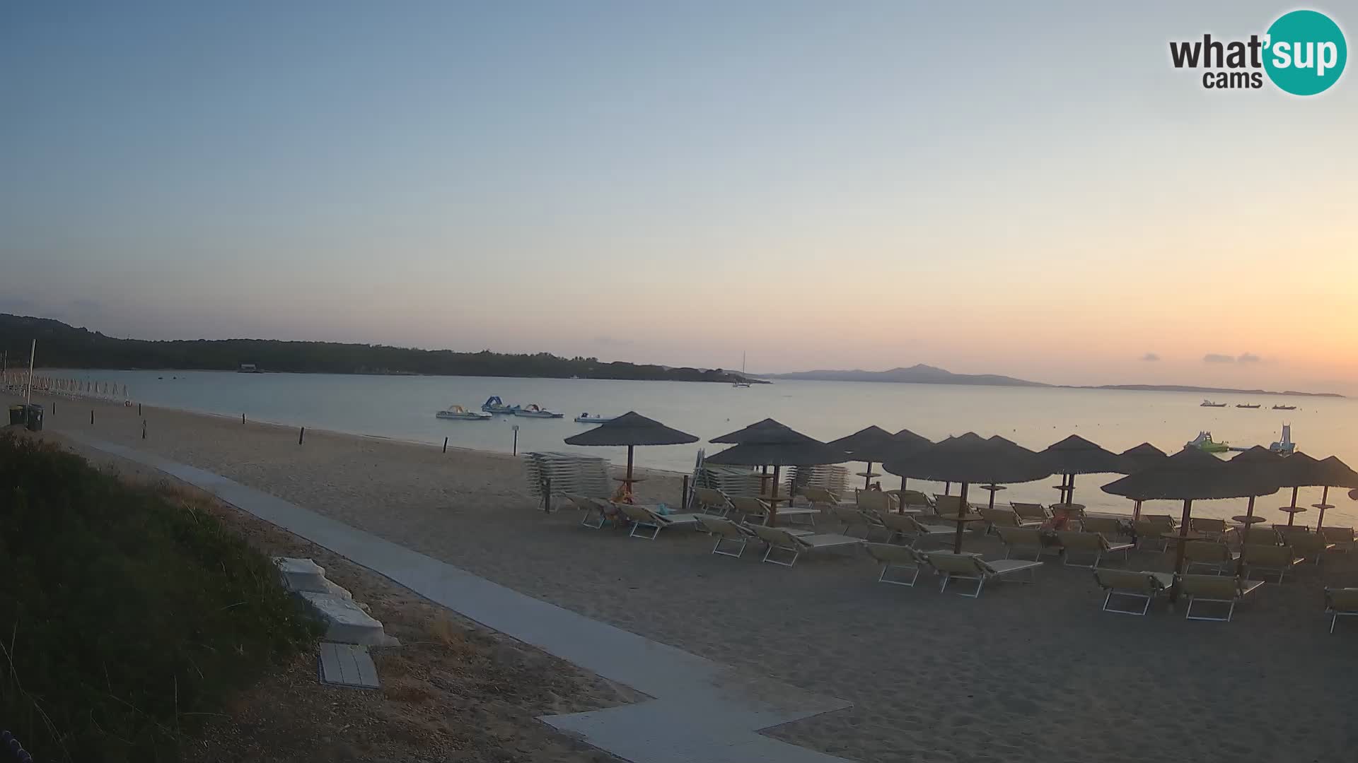 Web kamera na plaži Mannena – Arzachena – Sardinija
