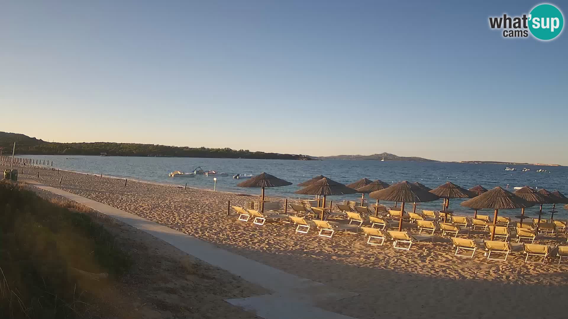 Spletna kamera na plaži Mannena – Arzachena – Sardinija