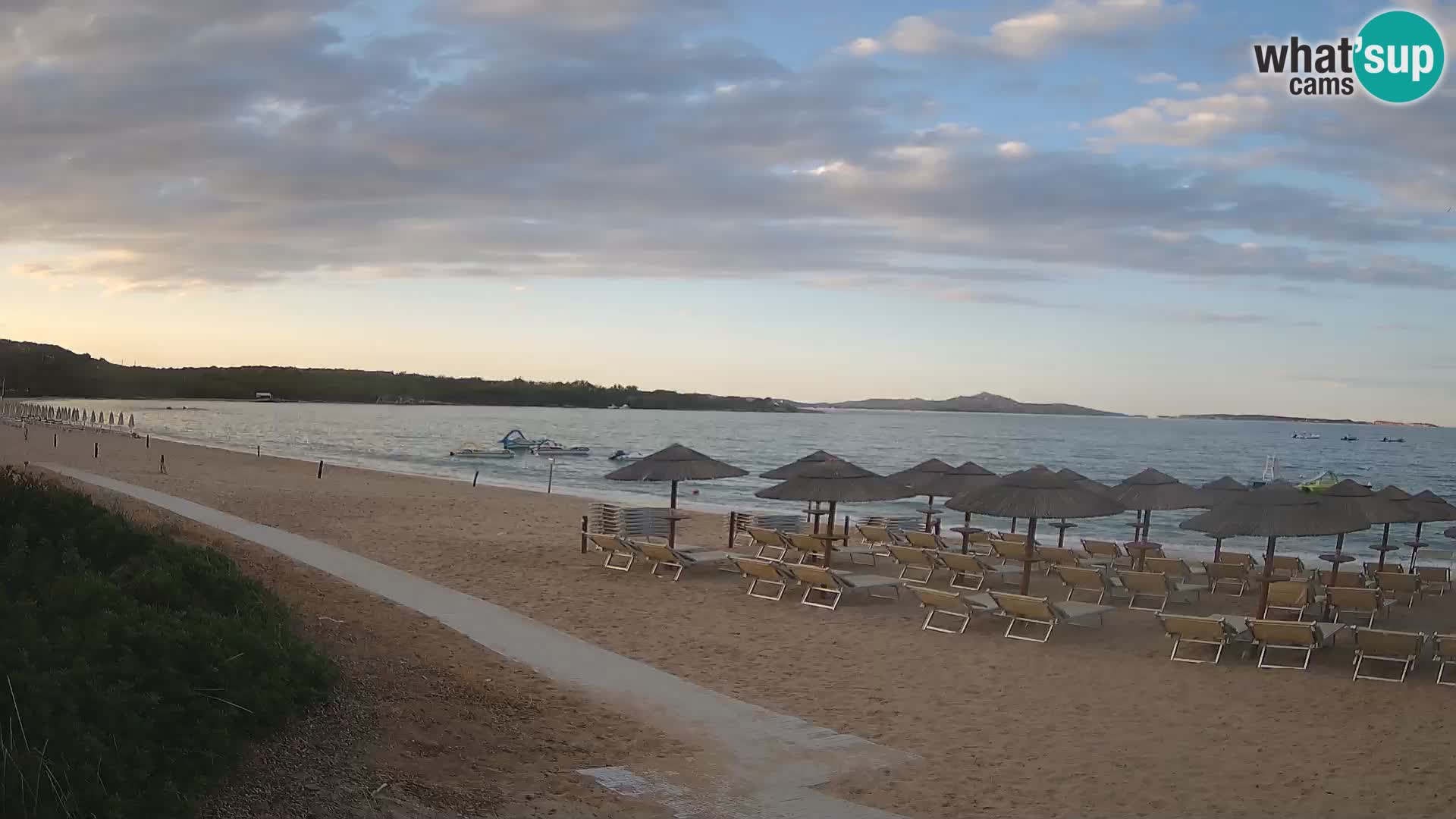 Spletna kamera na plaži Mannena – Arzachena – Sardinija