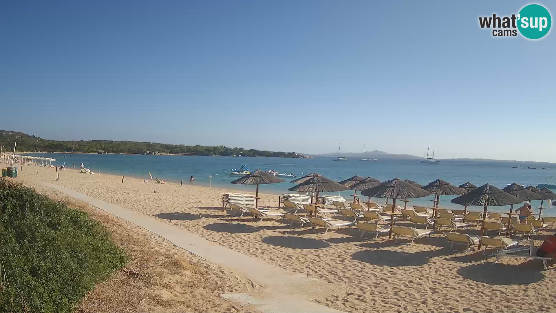 Web kamera na plaži Mannena – Arzachena – Sardinija