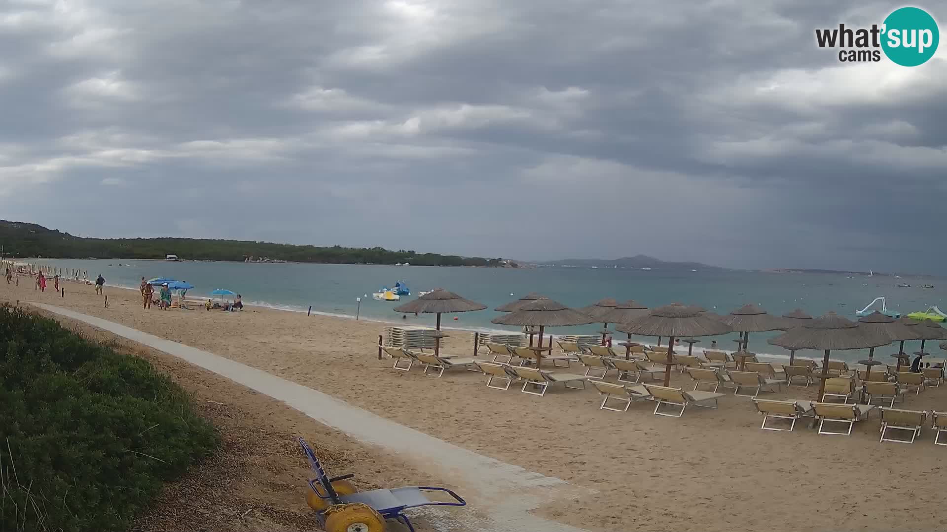 Web kamera na plaži Mannena – Arzachena – Sardinija