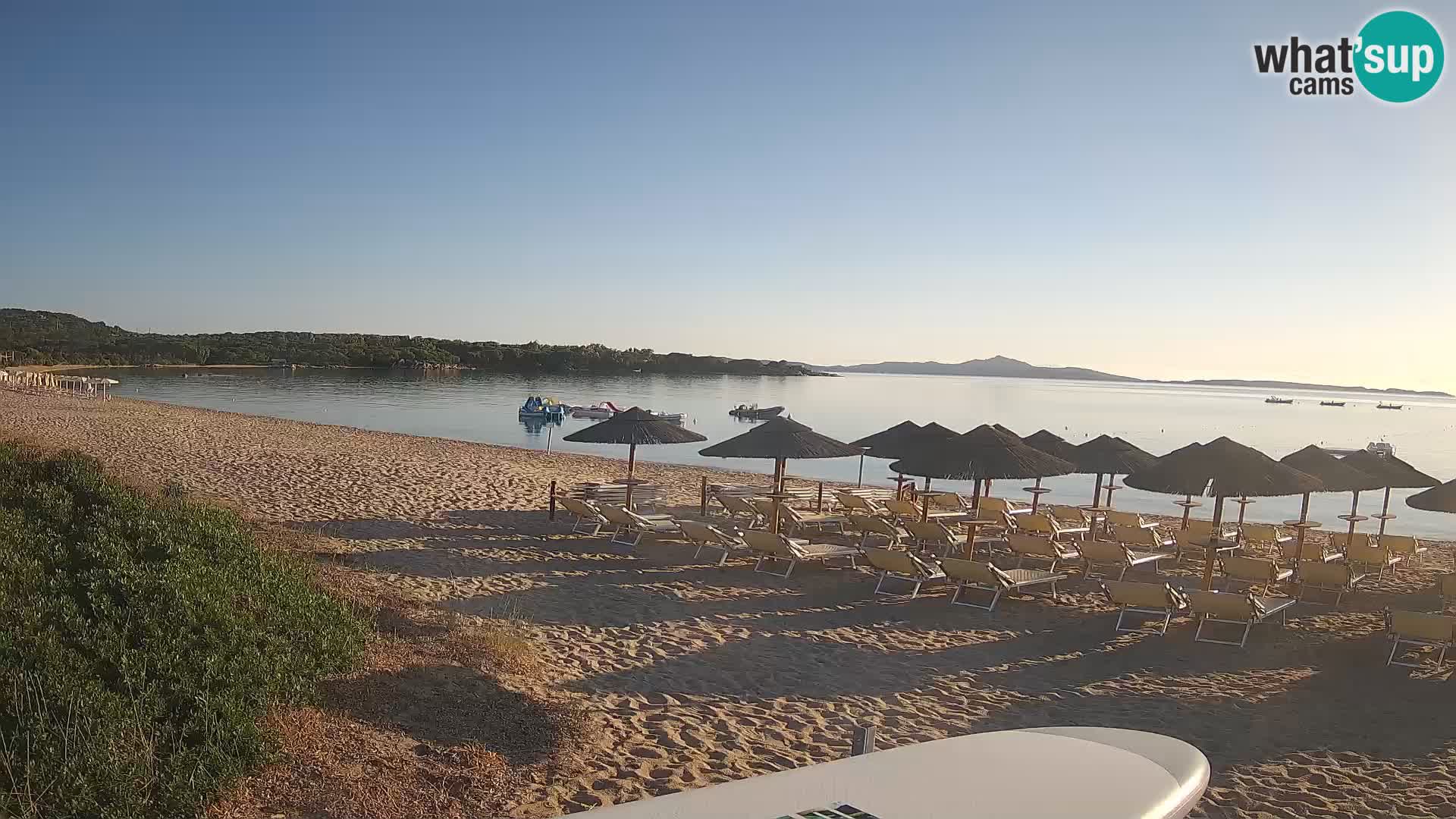 Spletna kamera na plaži Mannena – Arzachena – Sardinija