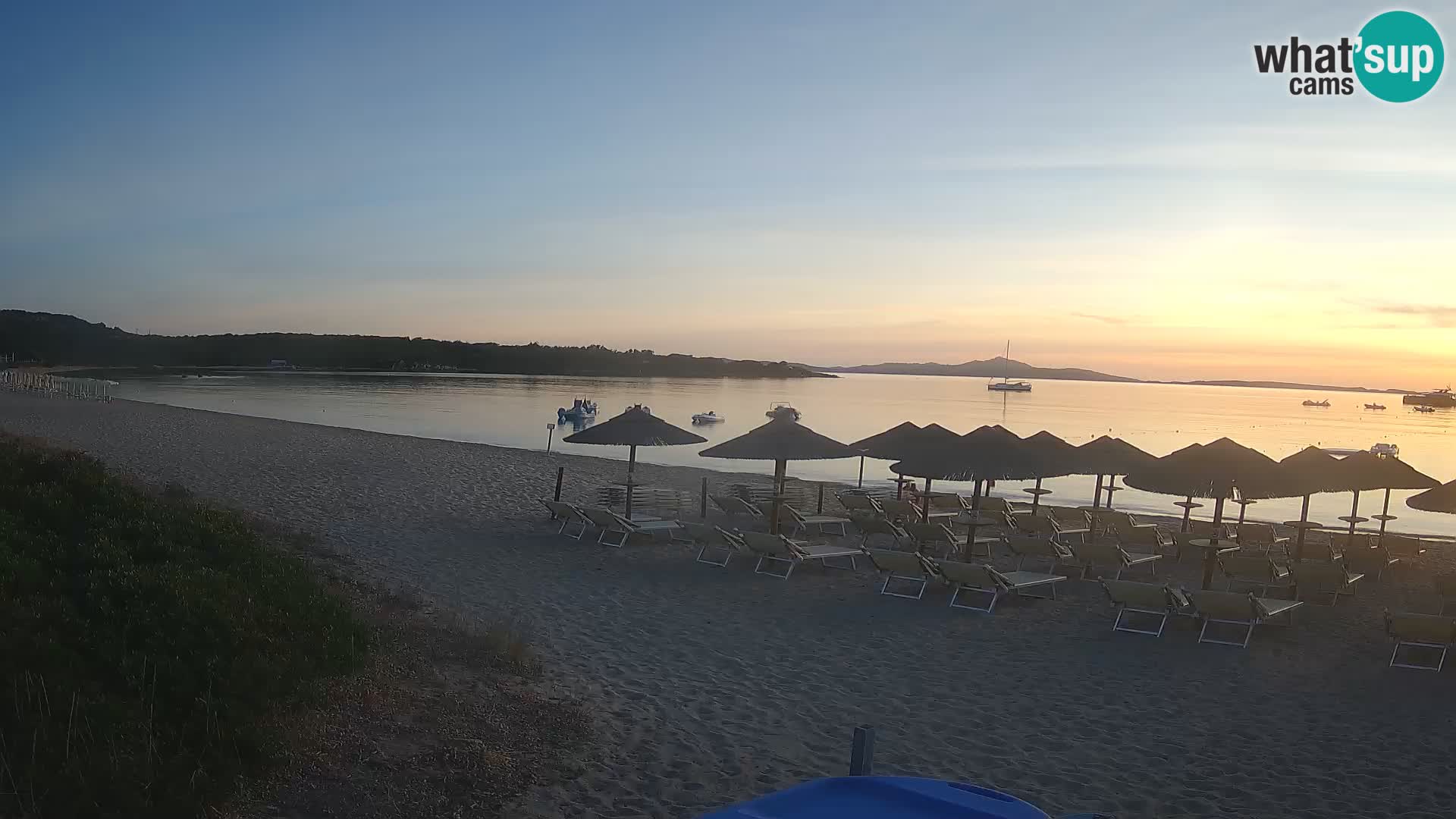 Web kamera na plaži Mannena – Arzachena – Sardinija