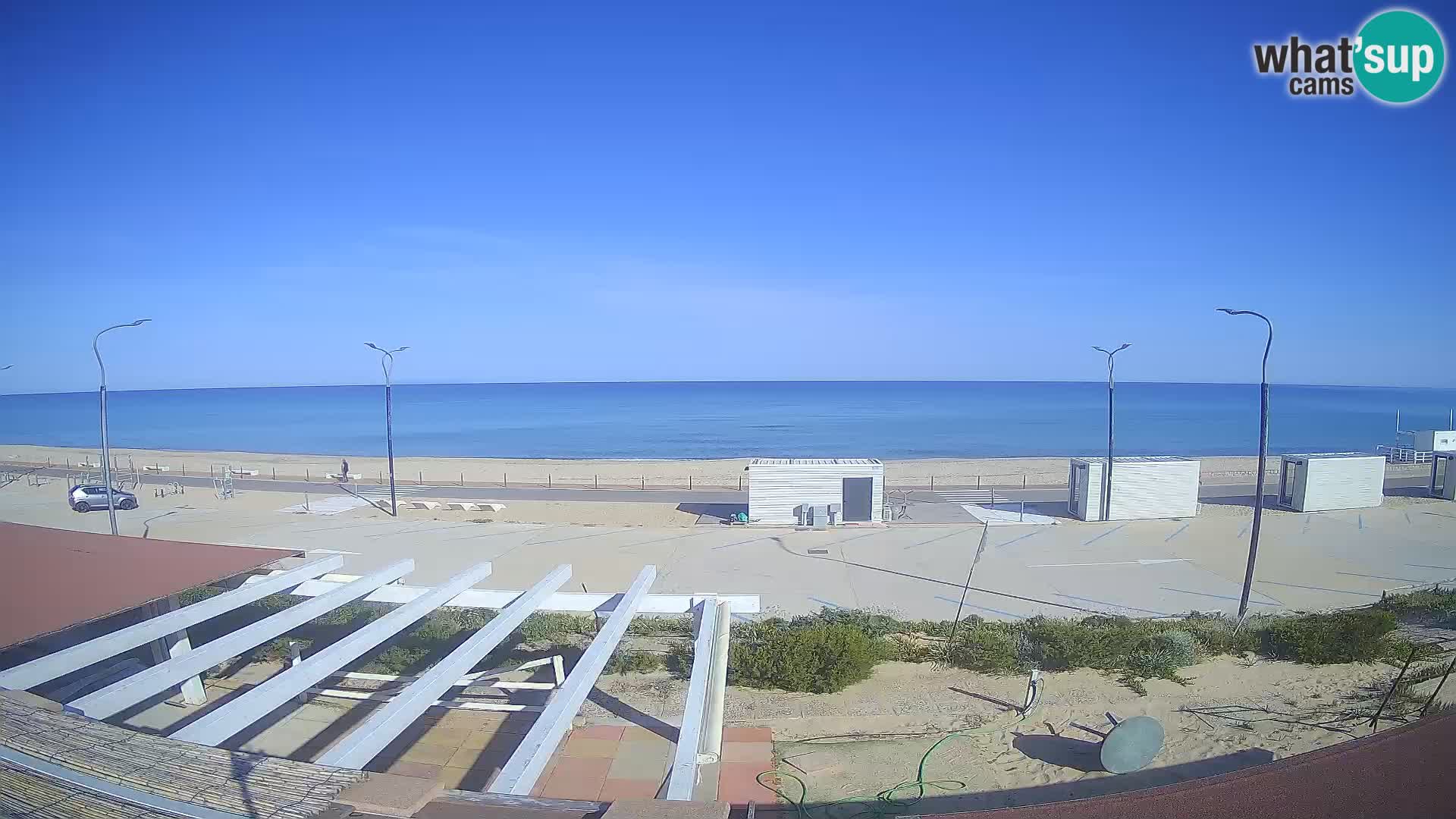 V ŽIVO Spletna kamera plaža Badesi Li Junchi – turizem na Sardiniji Italija