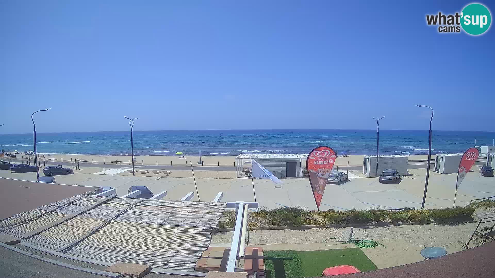 V ŽIVO Spletna kamera plaža Badesi Li Junchi – turizem na Sardiniji Italija