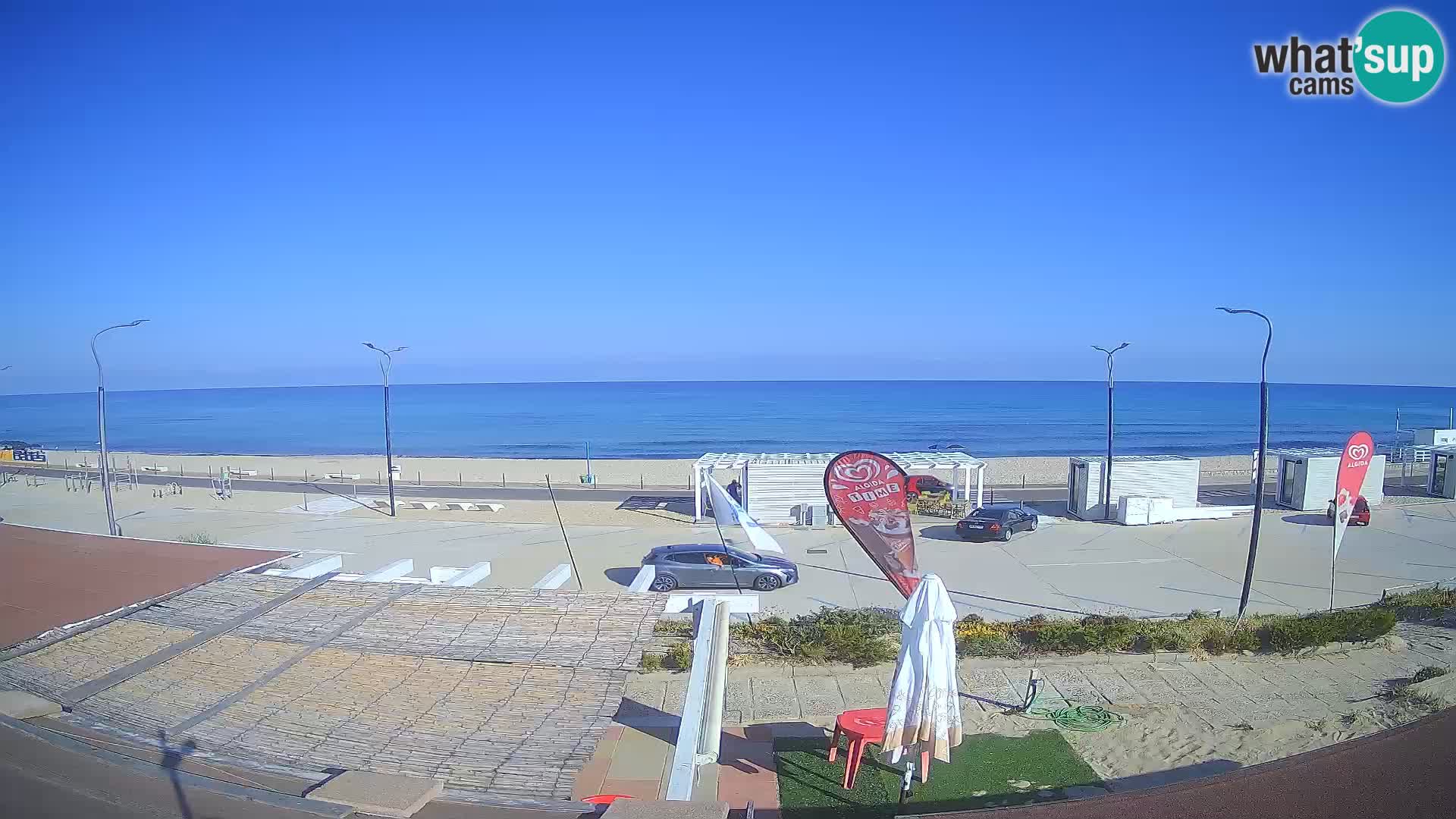 V ŽIVO Spletna kamera plaža Badesi Li Junchi – turizem na Sardiniji Italija