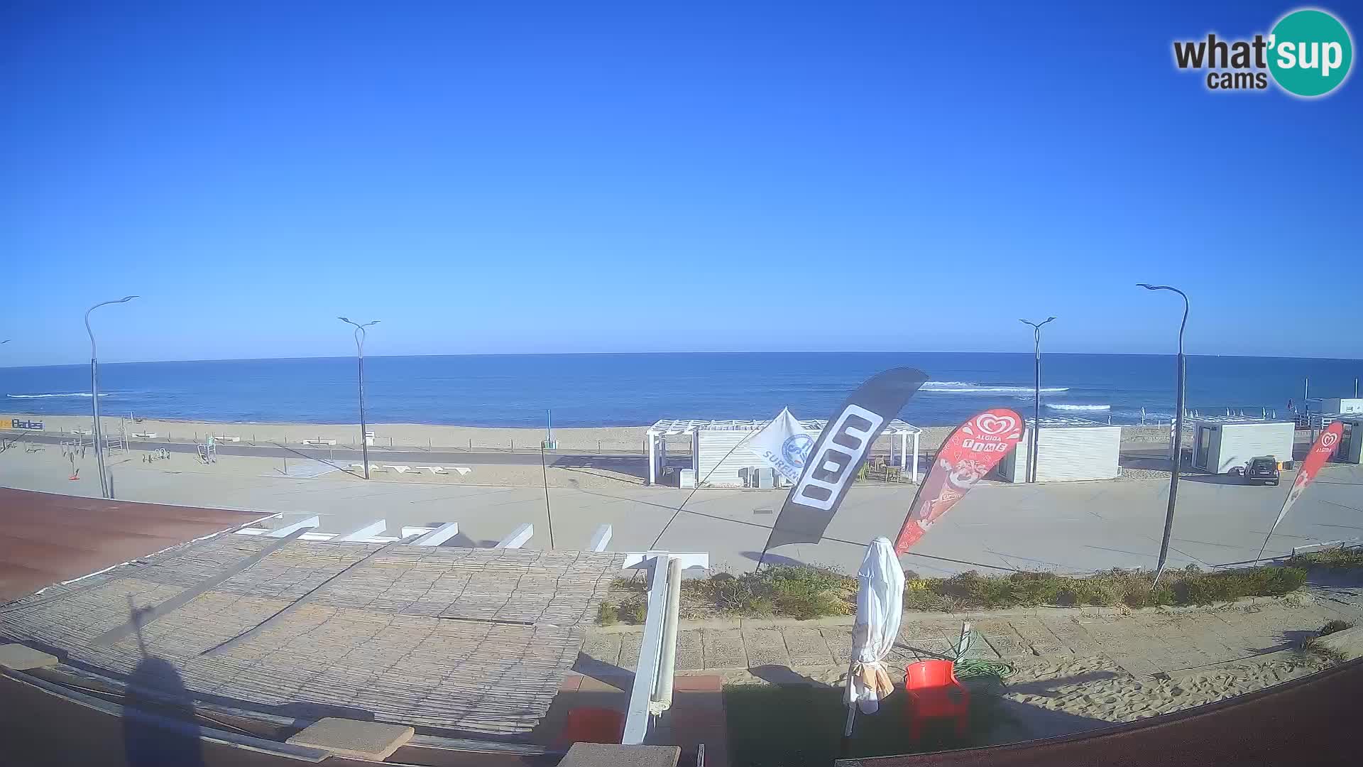 V ŽIVO Spletna kamera plaža Badesi Li Junchi – turizem na Sardiniji Italija