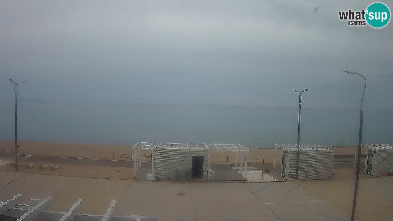 V ŽIVO Spletna kamera plaža Badesi Li Junchi – turizem na Sardiniji Italija