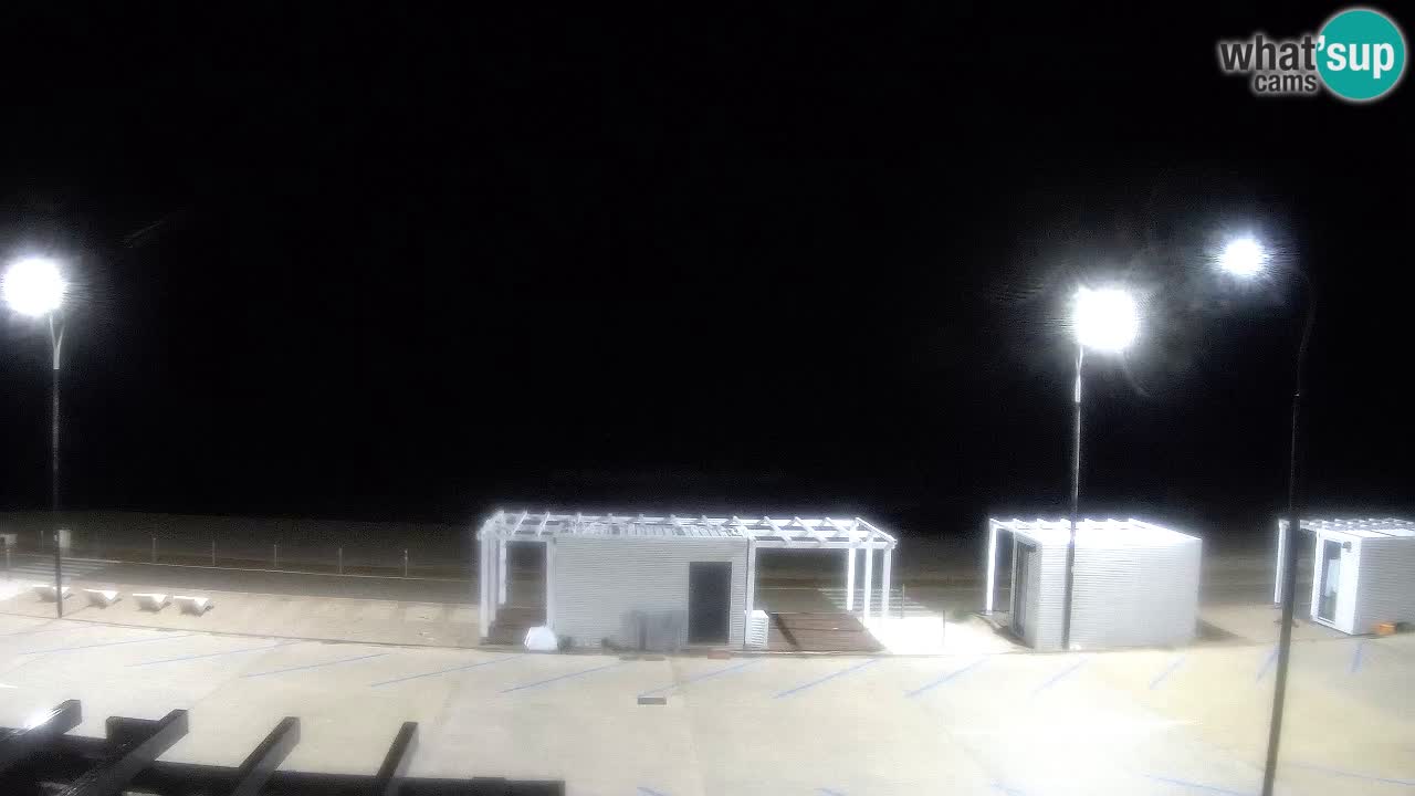 V ŽIVO Spletna kamera plaža Badesi Li Junchi – turizem na Sardiniji Italija