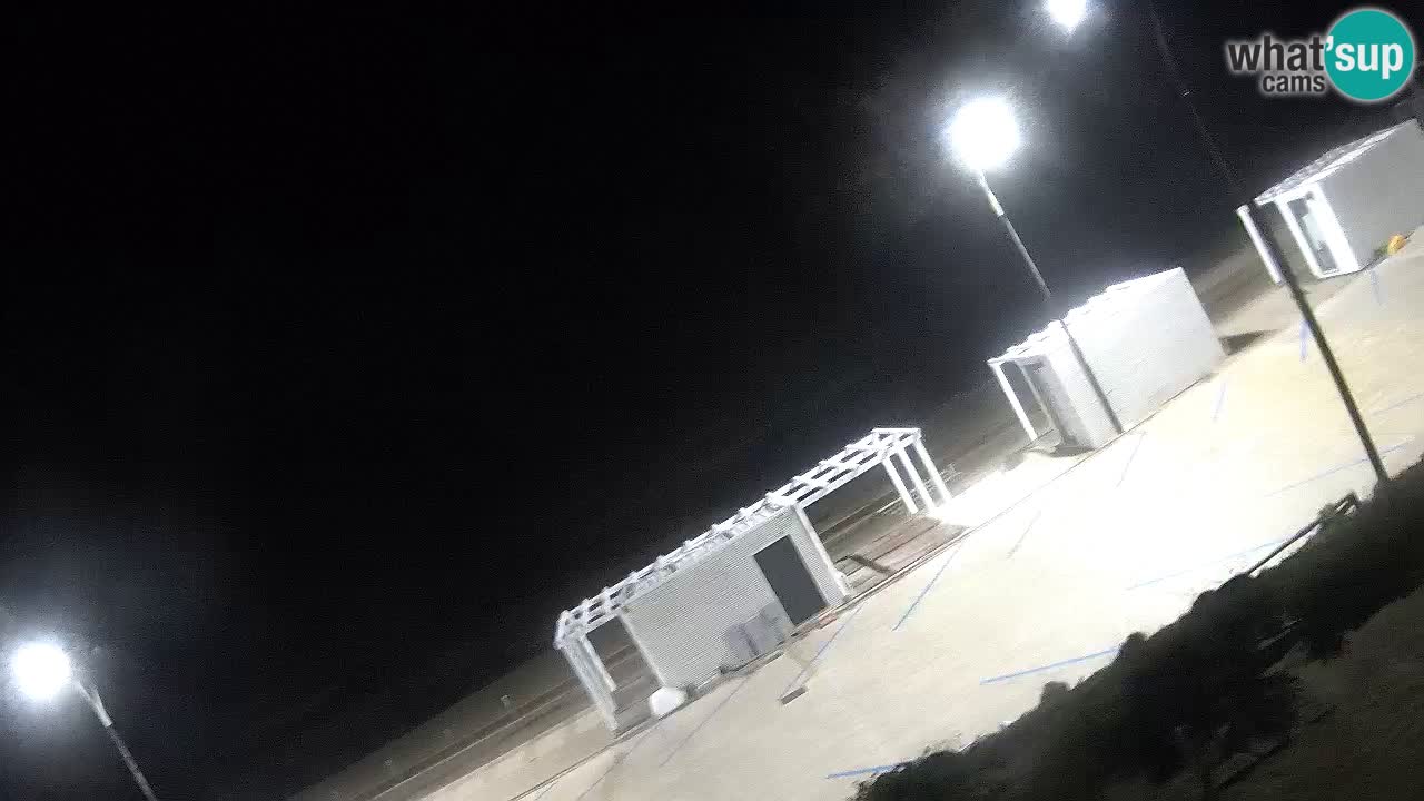 V ŽIVO Spletna kamera plaža Badesi Li Junchi – turizem na Sardiniji Italija