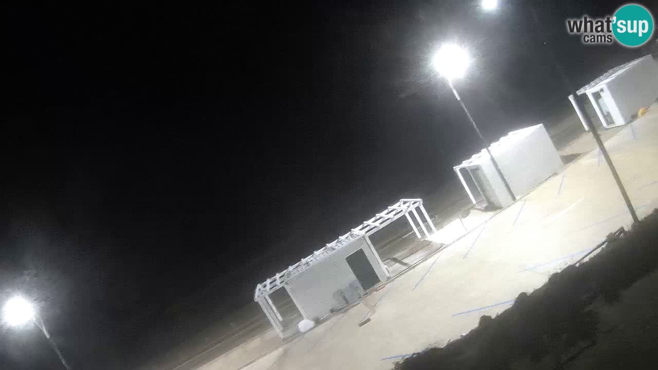 V ŽIVO Spletna kamera plaža Badesi Li Junchi – turizem na Sardiniji Italija