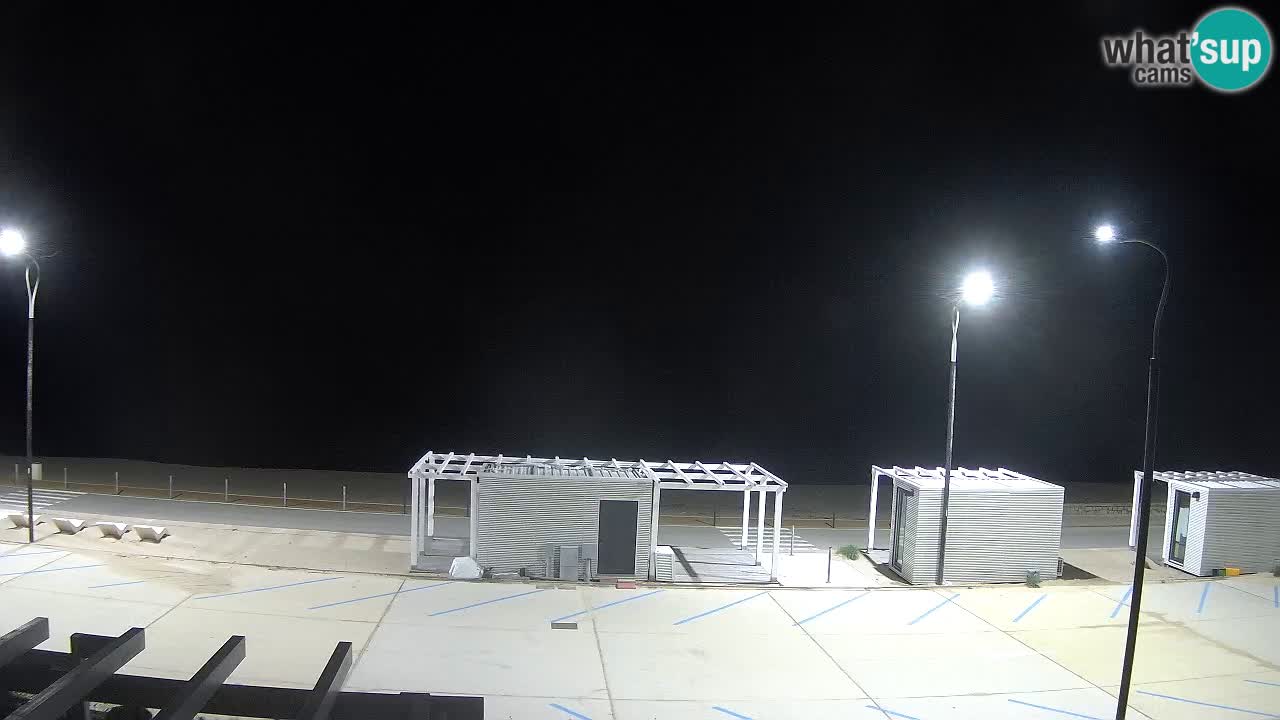 V ŽIVO Spletna kamera plaža Badesi Li Junchi – turizem na Sardiniji Italija