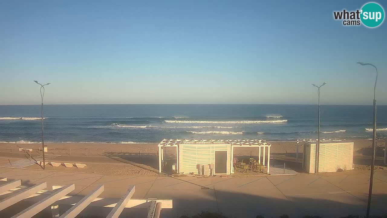 V ŽIVO Spletna kamera plaža Badesi Li Junchi – turizem na Sardiniji Italija