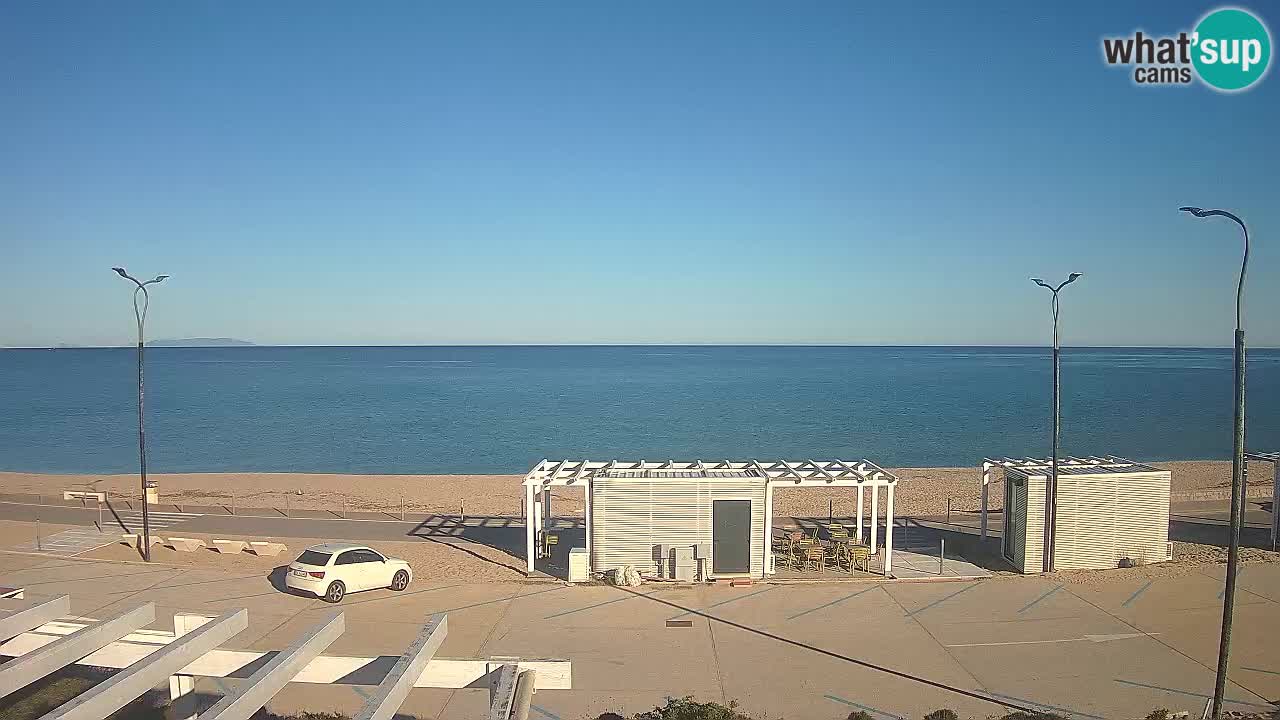 V ŽIVO Spletna kamera plaža Badesi Li Junchi – turizem na Sardiniji Italija