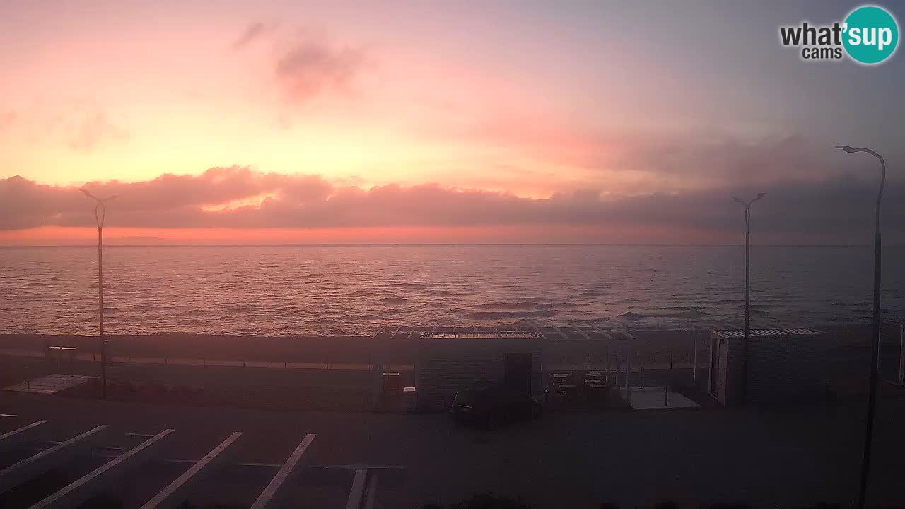 UŽIVO Webcam plaža Badesi Li Junchi – turizam na Sardiniji Italija