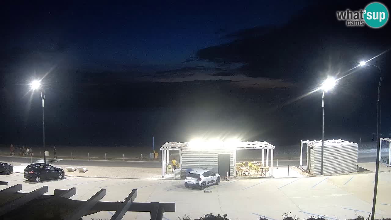 V ŽIVO Spletna kamera plaža Badesi Li Junchi – turizem na Sardiniji Italija