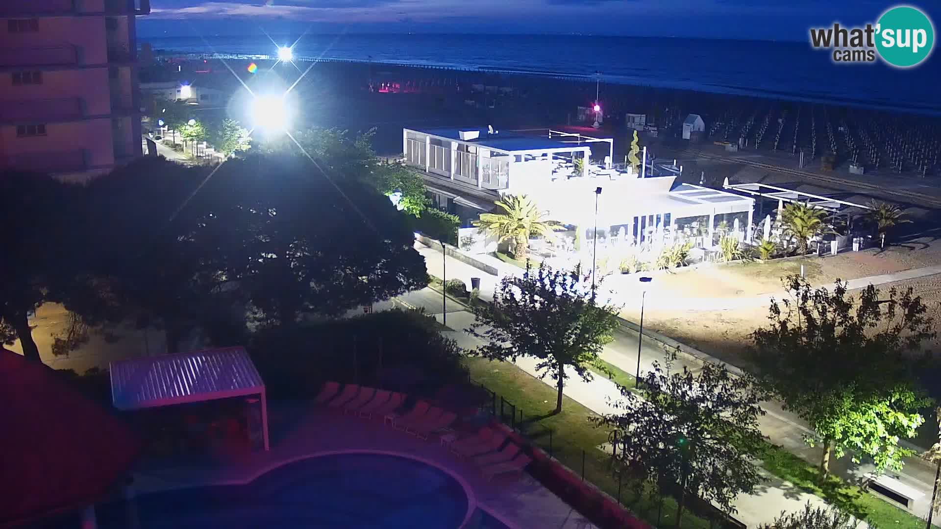 Spletna kamera Bibione plaža – pogled iz Ashanti ApartHotela