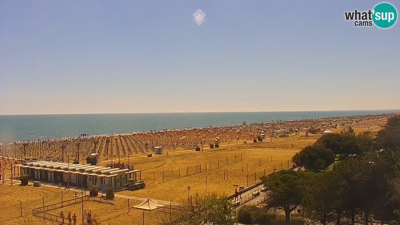 Spletna kamera Bibione plaža – pogled iz Ashanti ApartHotela