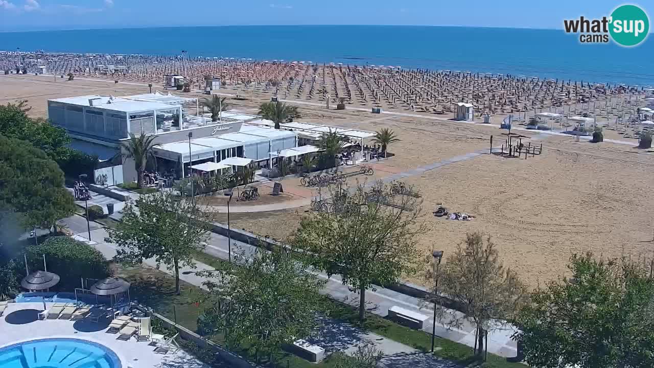 Spletna kamera Bibione plaža – pogled iz Ashanti ApartHotela