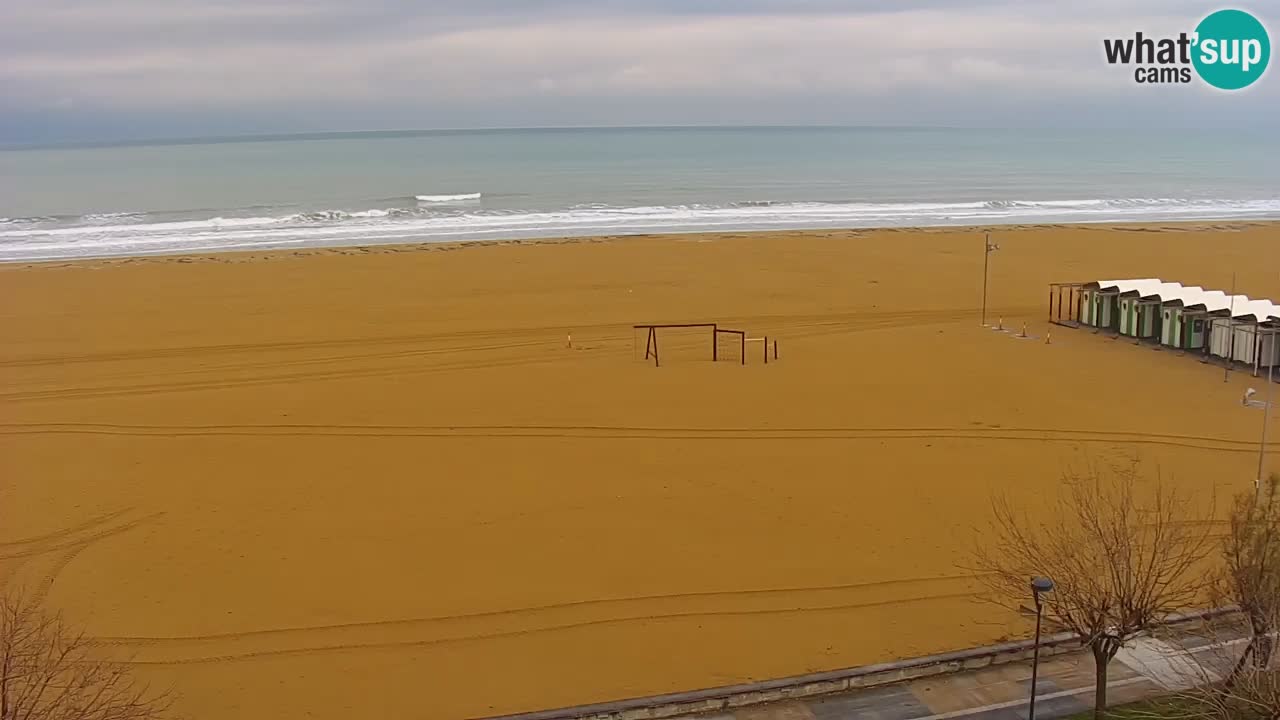 Spletna kamera Bibione plaža – pogled iz Ashanti ApartHotela