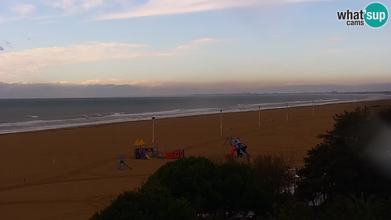 Web kamera Bibione plaža – pogled sa Ashanti ApartHotela