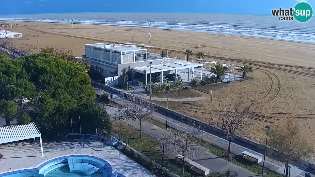 Spletna kamera Bibione plaža – pogled iz Ashanti ApartHotela