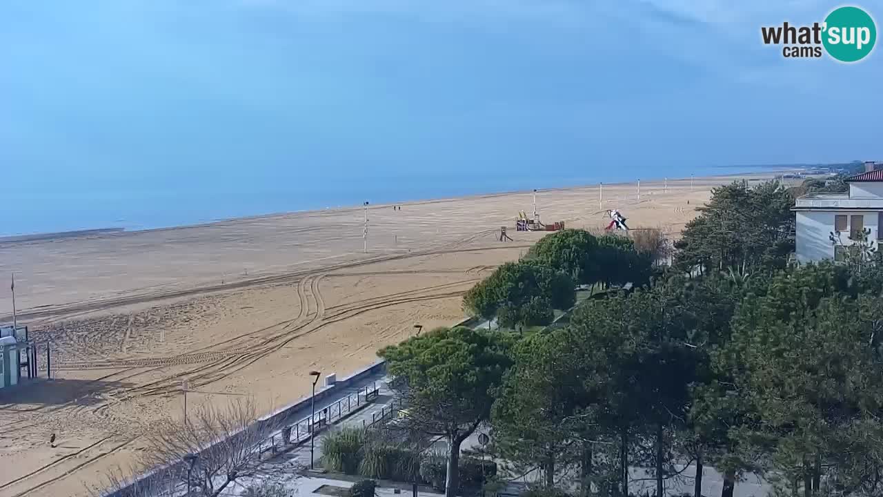 Spletna kamera Bibione plaža – pogled iz Ashanti ApartHotela