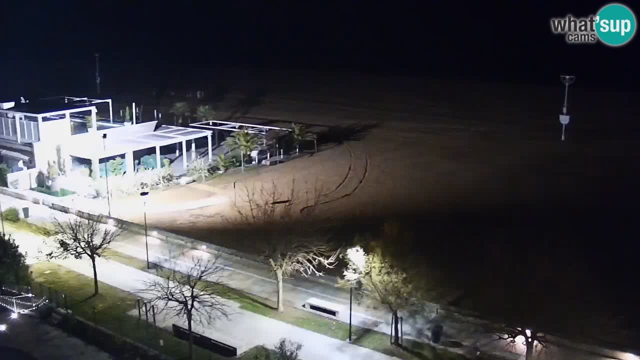 Spletna kamera Bibione plaža – pogled iz Ashanti ApartHotela