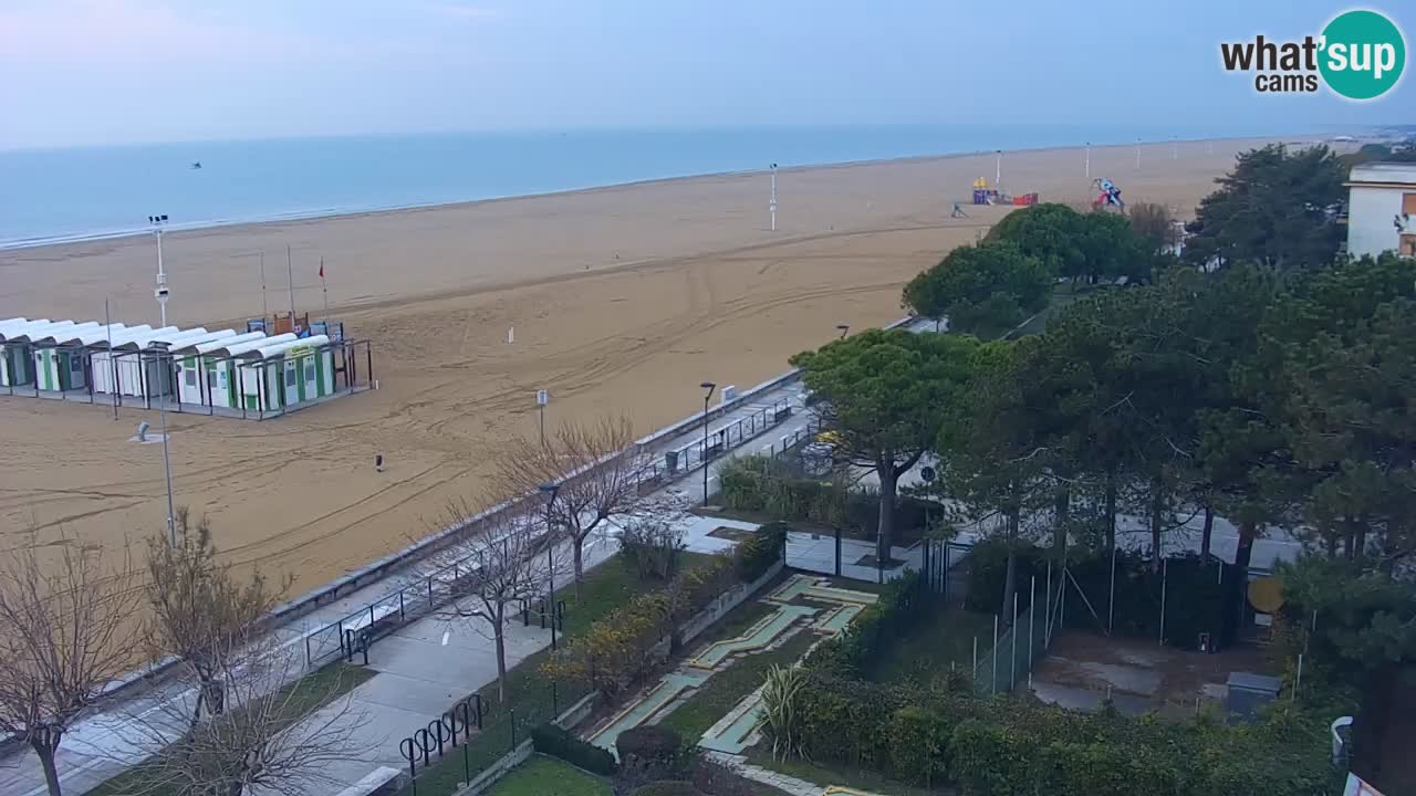 Spletna kamera Bibione plaža – pogled iz Ashanti ApartHotela