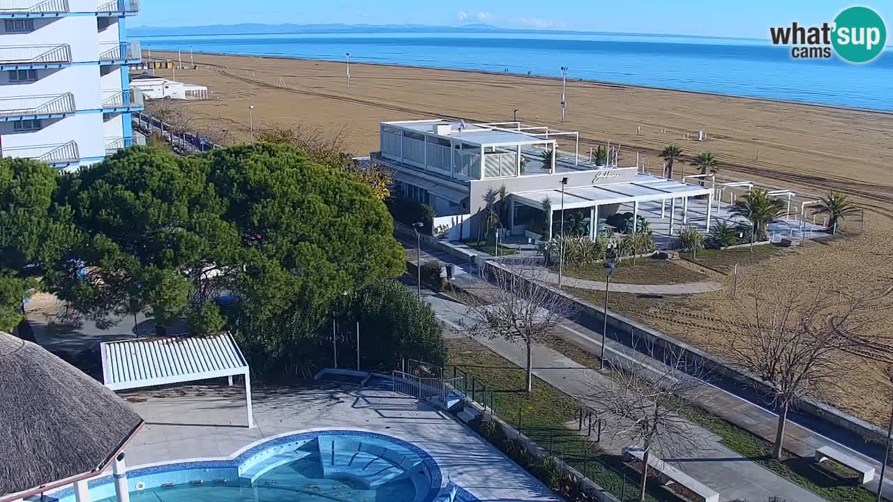 Web kamera Bibione plaža – pogled sa Ashanti ApartHotela