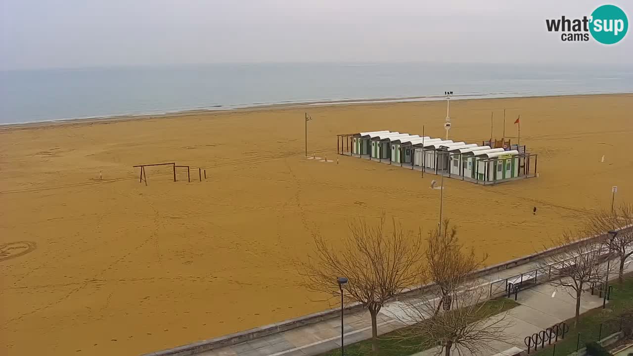 Spletna kamera Bibione plaža – pogled iz Ashanti ApartHotela