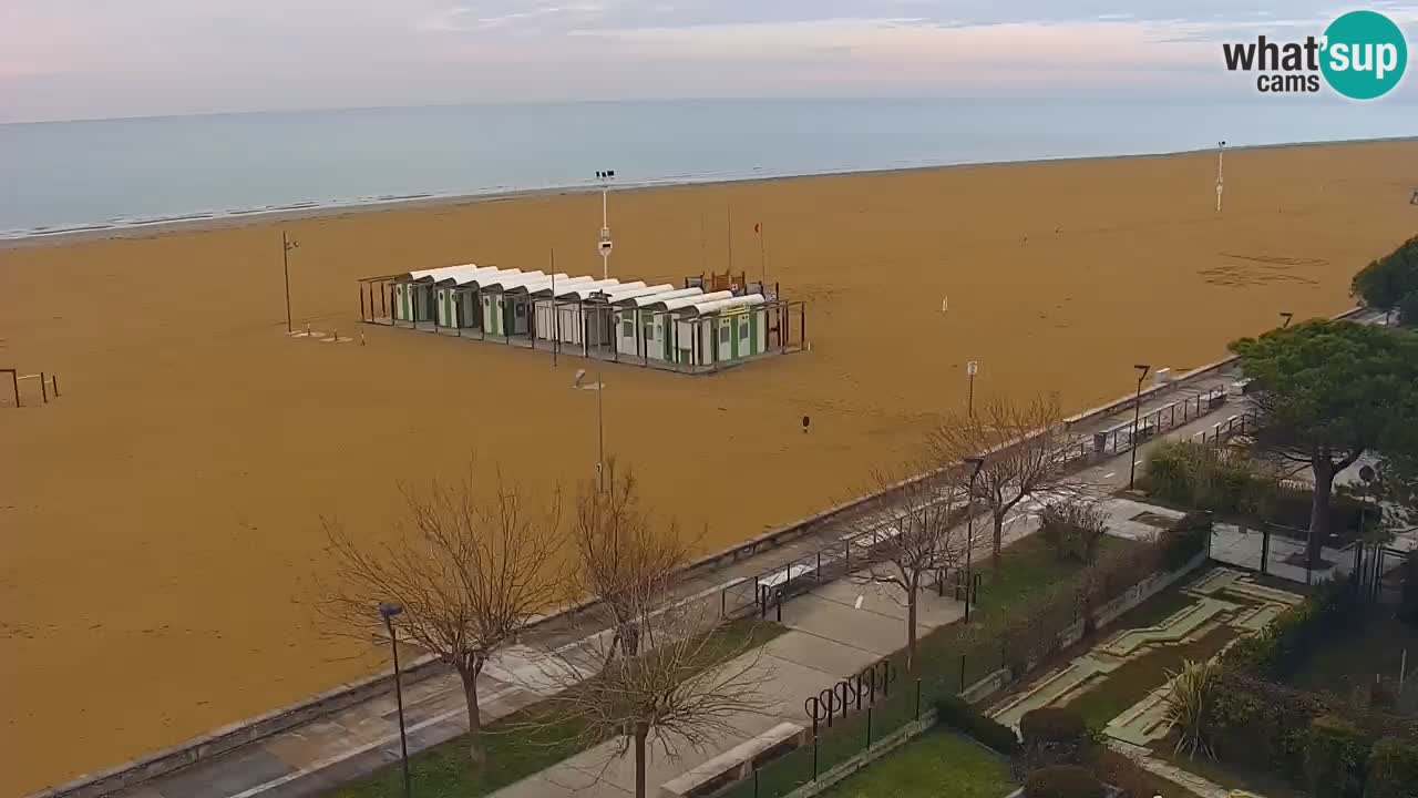 Web kamera Bibione plaža – pogled sa Ashanti ApartHotela