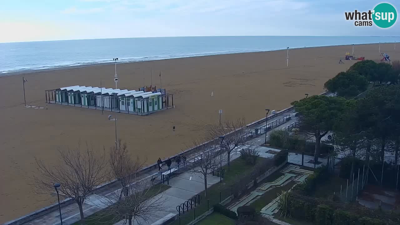 Spletna kamera Bibione plaža – pogled iz Ashanti ApartHotela