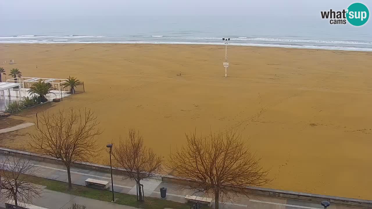 Spletna kamera Bibione plaža – pogled iz Ashanti ApartHotela