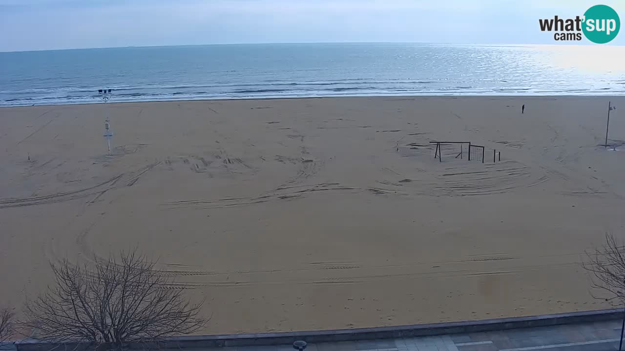 Spletna kamera Bibione plaža – pogled iz Ashanti ApartHotela